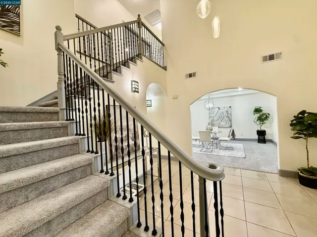 a view of entryway and hall