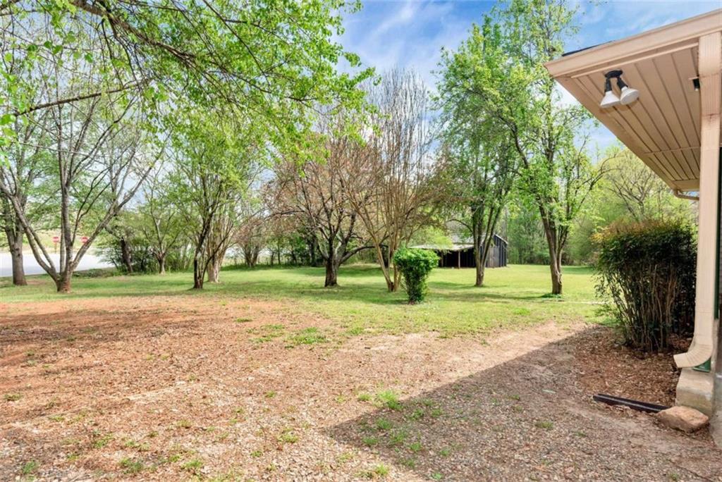 726 Peachtree Road Jefferson, GA 30549 - Photo 27 of 48