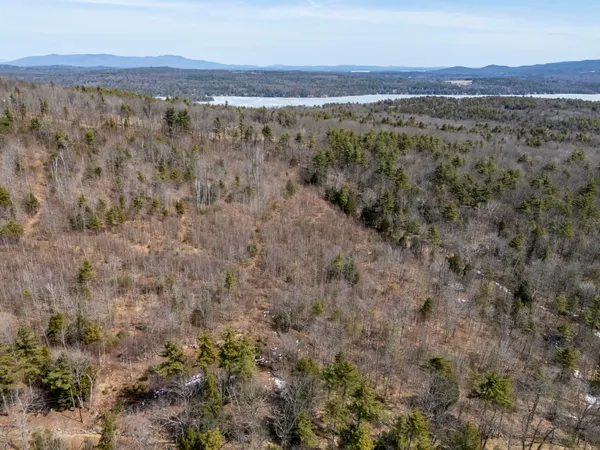 $300,000 | 0 Roxbury Road, Unit LOT 1, Meredith, NH 03253