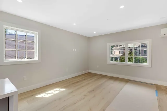 $779,900 | 8 Crystal Street, Unit 3, Melrose, MA 02176