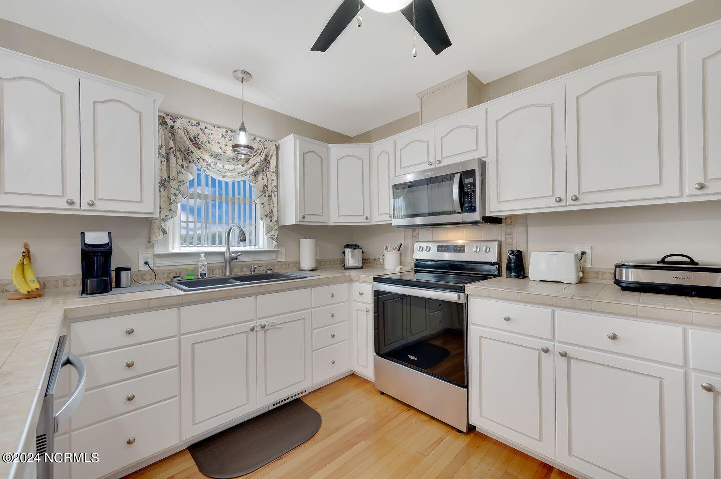 710 Honolulu Road Vanceboro, NC 28586 - Photo 28 of 61 710 Honolulu Road (29)