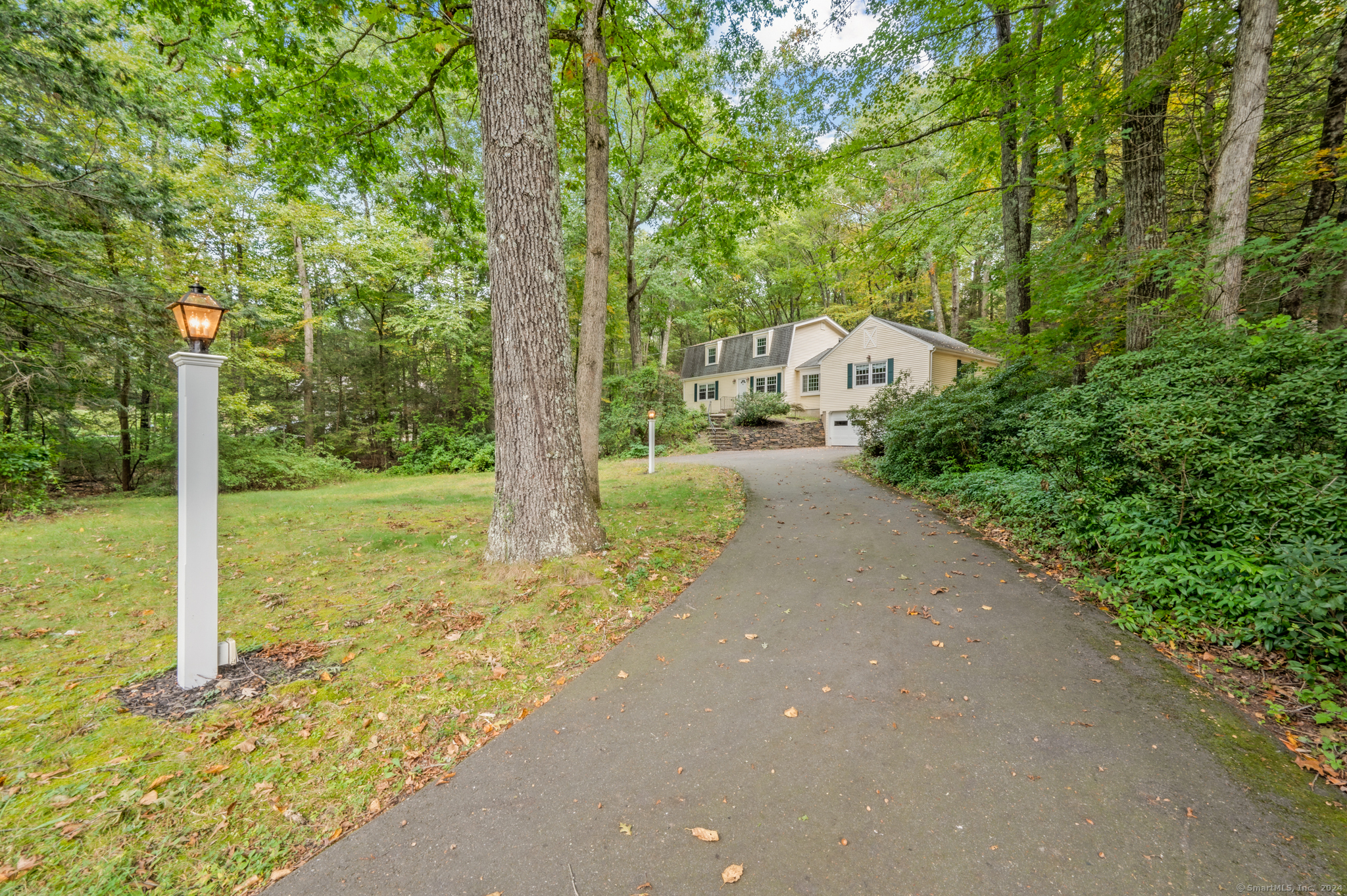 22 Ridgewood Road Avon, CT 06001 - Photo 1 of 1 Gallery Image 1