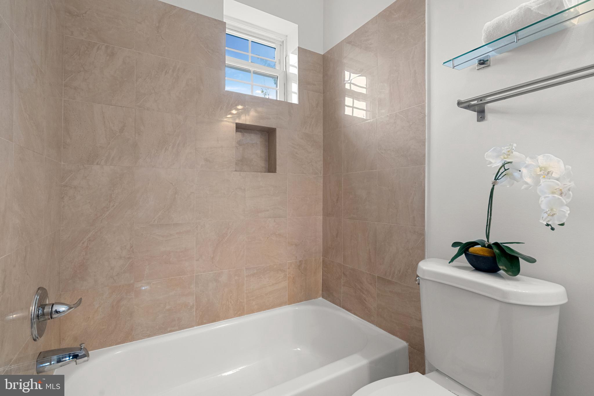 774 Columbia Road Northwest Washington, DC 20001 - Photo 17 of 33