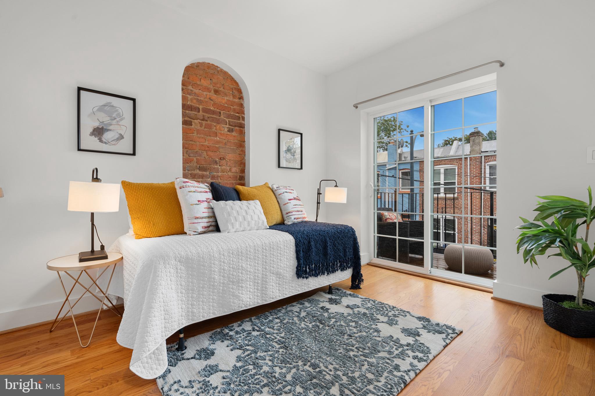 774 Columbia Road Northwest Washington, DC 20001 - Photo 18 of 33