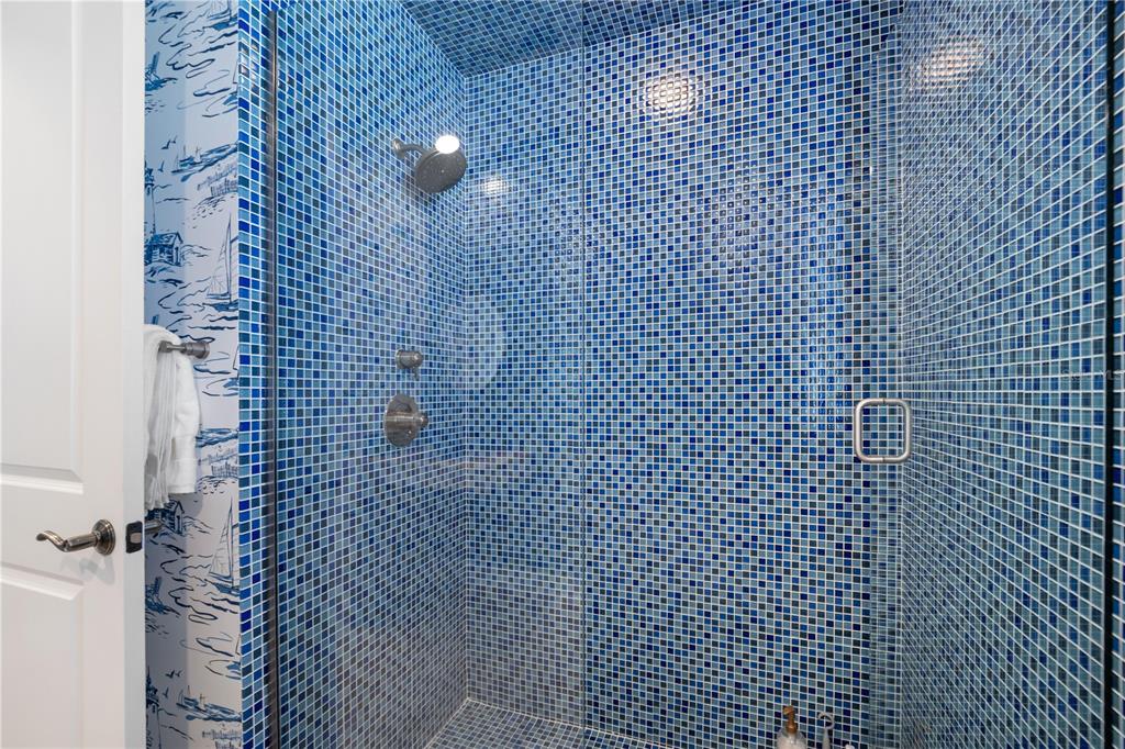 14721 Bowfin Terrace Lakewood Ranch, FL 34202 - Photo 41 of 50 a bathroom with a shower