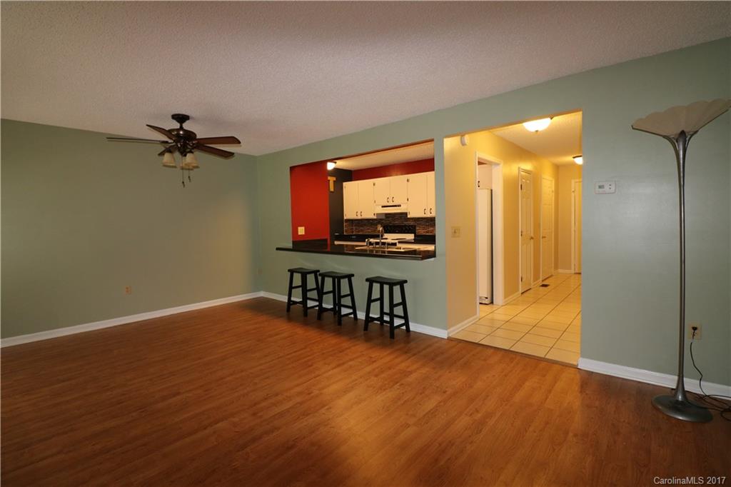 134 Chelsea Road, Unit 134 Waynesville, NC 28786 - Photo 5 of 15 Gallery Image 5