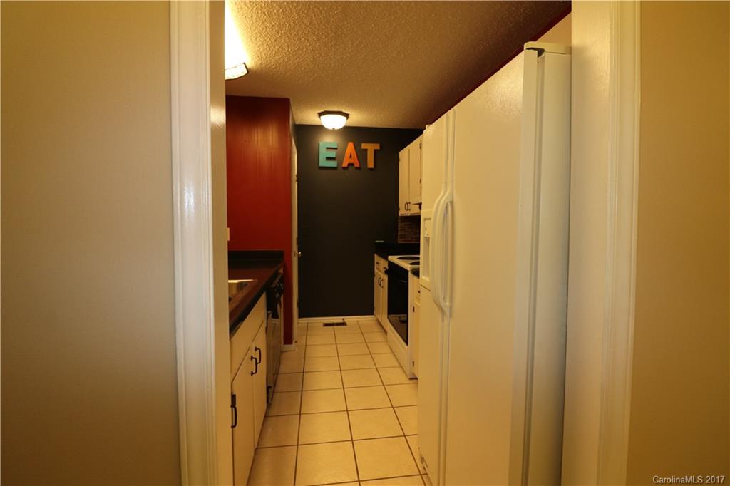 134 Chelsea Road, Unit 134 Waynesville, NC 28786 - Photo 6 of 15 Gallery Image 6