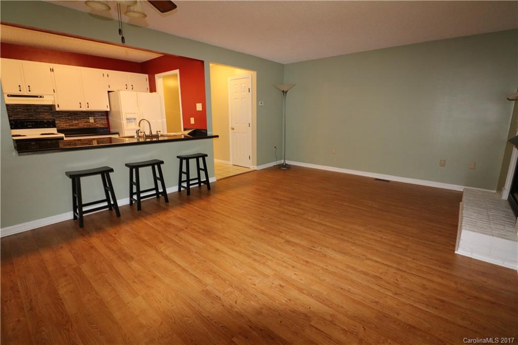 134 Chelsea Road, Unit 134 Waynesville, NC 28786 - Photo 8 of 15 Gallery Image 8