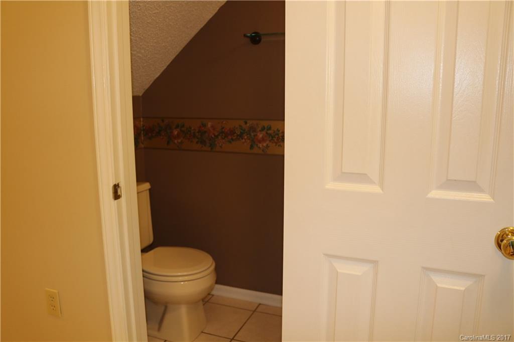 134 Chelsea Road, Unit 134 Waynesville, NC 28786 - Photo 9 of 15 Gallery Image 9