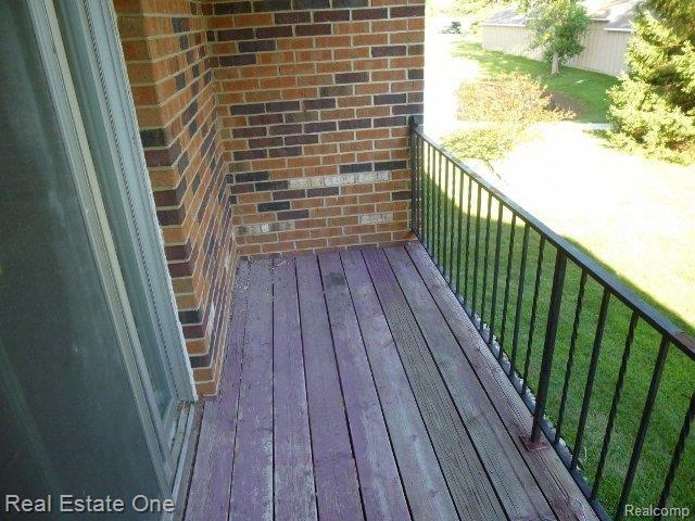 505 West Highland Road, Unit 27 Howell, MI 48843 - Photo 18 of 21 261-854461 Balcony.jpg