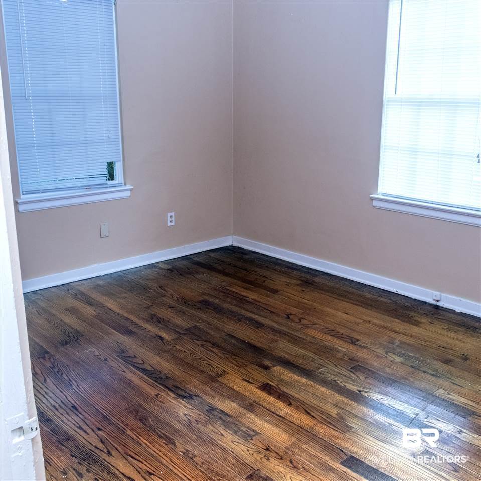 15 Princess Anne Road Mobile, AL 36608 - Photo 2 of 39