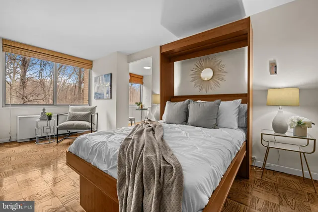 $219,900 | 3001 Veazey Terrace Northwest, Unit 201, Washington, DC 20008