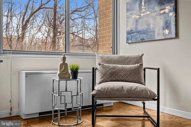 $219,900 | 3001 Veazey Terrace Northwest, Unit 201, Washington, DC 20008