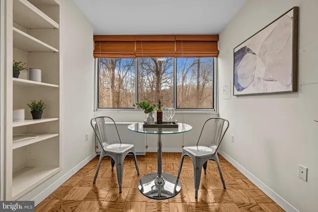 $219,900 | 3001 Veazey Terrace Northwest, Unit 201, Washington, DC 20008