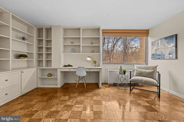 $219,900 | 3001 Veazey Terrace Northwest, Unit 201, Washington, DC 20008