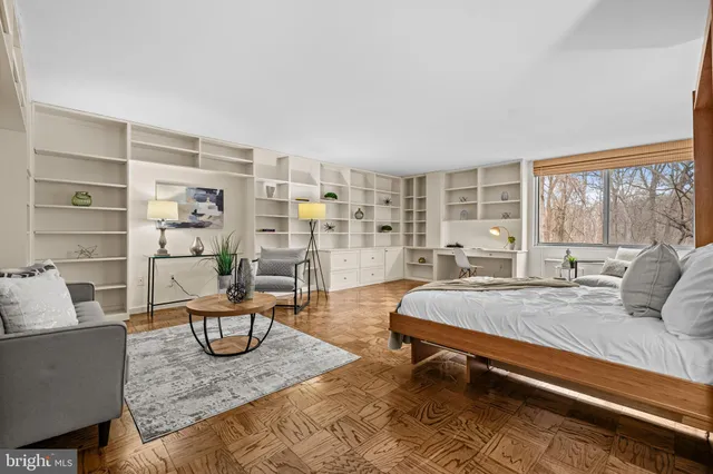 $219,900 | 3001 Veazey Terrace Northwest, Unit 201, Washington, DC 20008