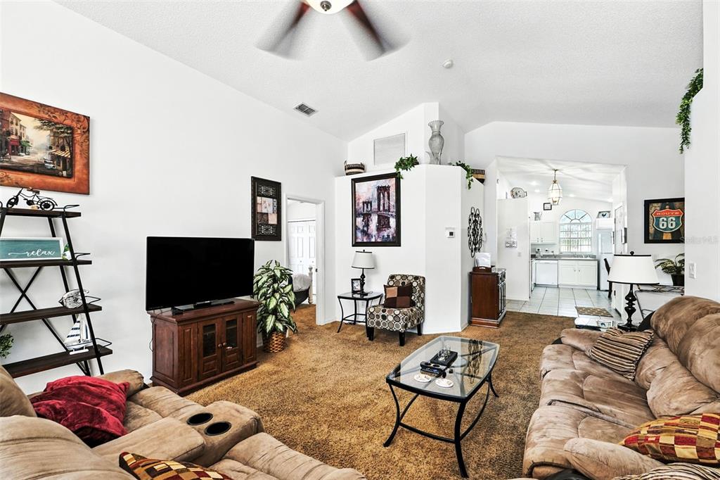 131 South Roma Way Kissimmee, FL 34746 - Photo 12 of 43