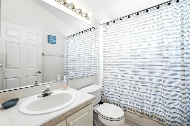 $425,000 | 131 South Roma Way, Kissimmee, FL 34746