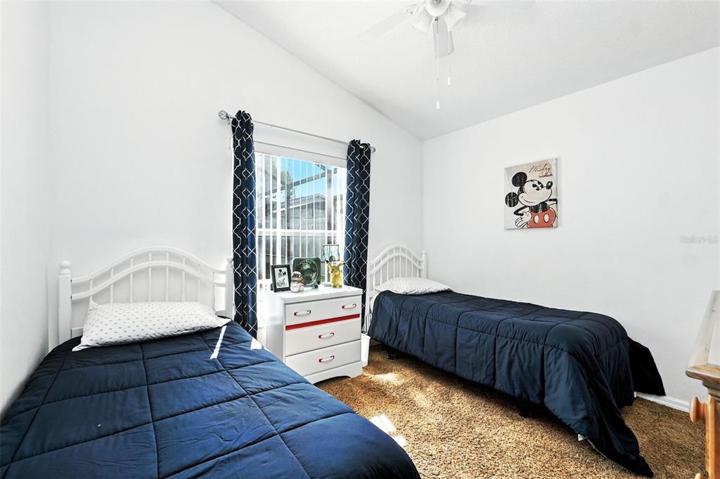 131 South Roma Way Kissimmee, FL 34746 - Photo 28 of 43