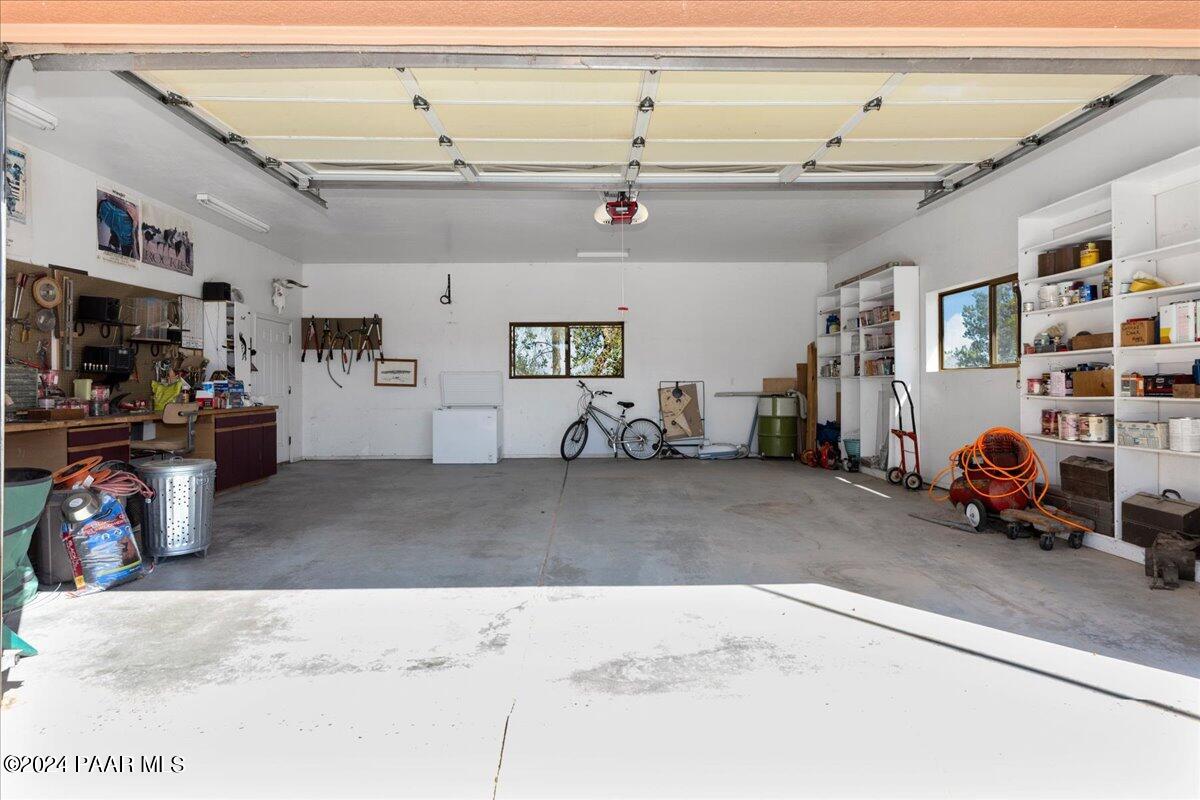 4540 West Old Stage Road Prescott, AZ 86305 - Photo 24 of 42 24-Garage