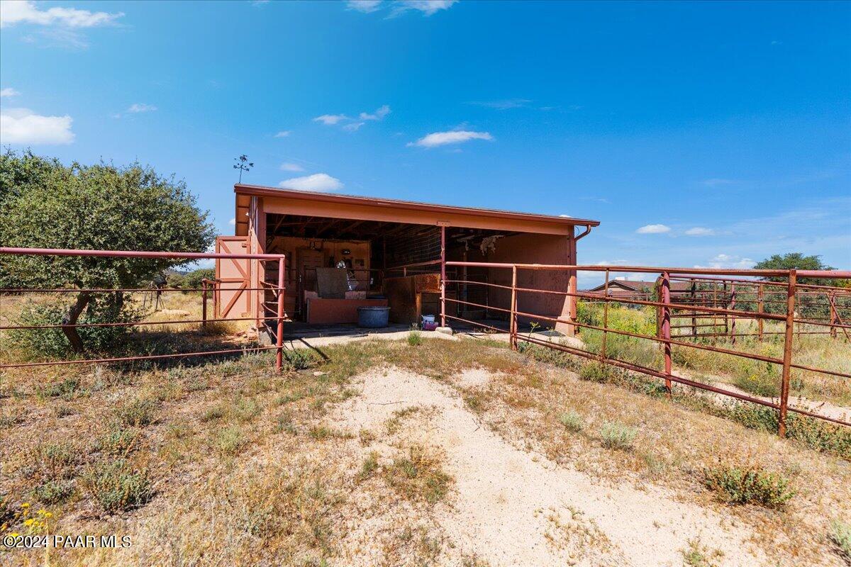 4540 West Old Stage Road Prescott, AZ 86305 - Photo 30 of 42 30-Horse Property