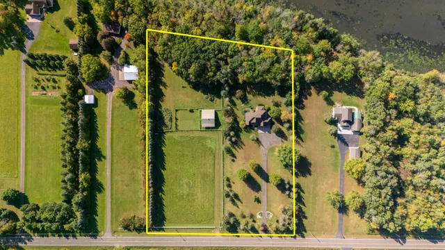 $735,000 | 406 7th Street Northwest, Hinckley, MN 55037