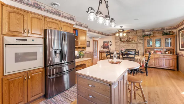 $599,000 | 406 7th Street Northwest, Hinckley, MN 55037