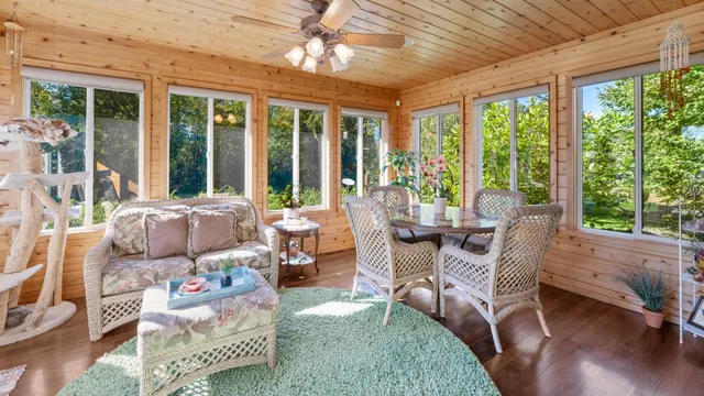 $599,000 | 406 7th Street Northwest, Hinckley, MN 55037