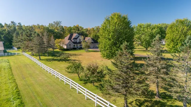 $735,000 | 406 7th Street Northwest, Hinckley, MN 55037