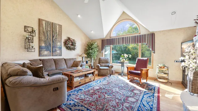 $735,000 | 406 7th Street Northwest, Hinckley, MN 55037