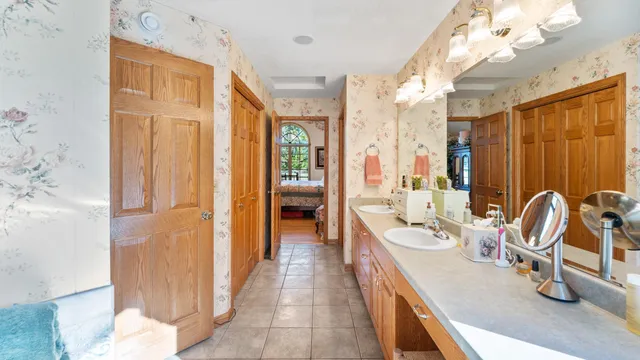 $735,000 | 406 7th Street Northwest, Hinckley, MN 55037