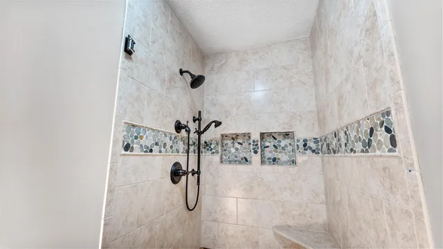 $735,000 | 406 7th Street Northwest, Hinckley, MN 55037