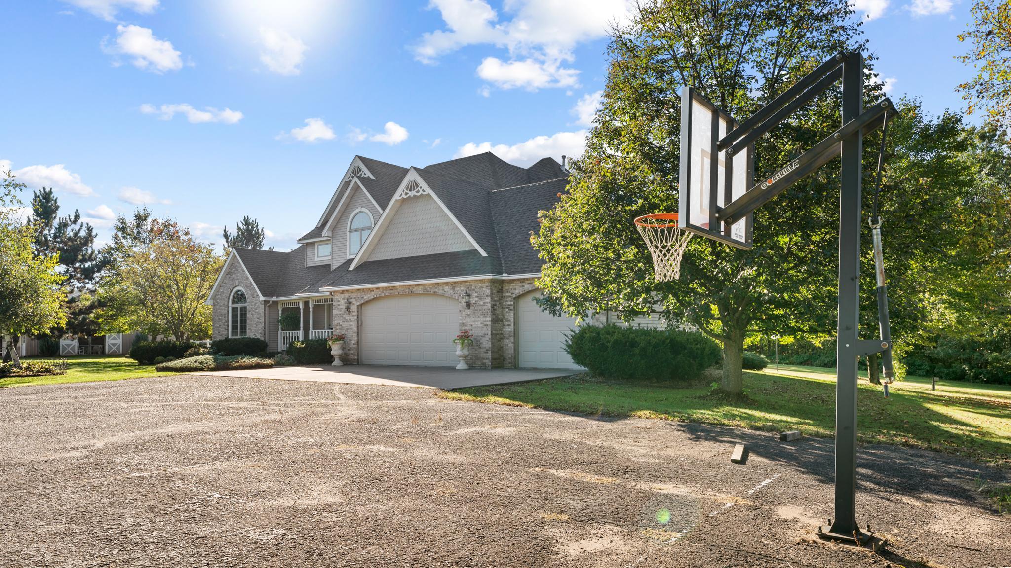 406 7th Street Northwest Hinckley, MN 55037 - Photo 5 of 72