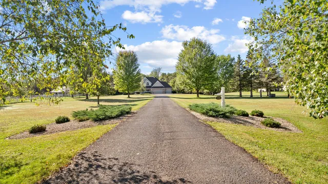 $735,000 | 406 7th Street Northwest, Hinckley, MN 55037