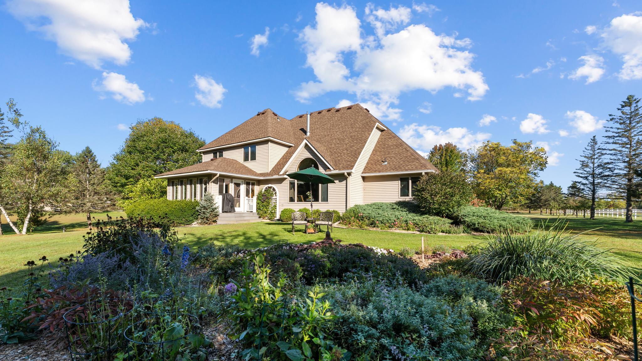 406 7th Street Northwest Hinckley, MN 55037 - Photo 7 of 72