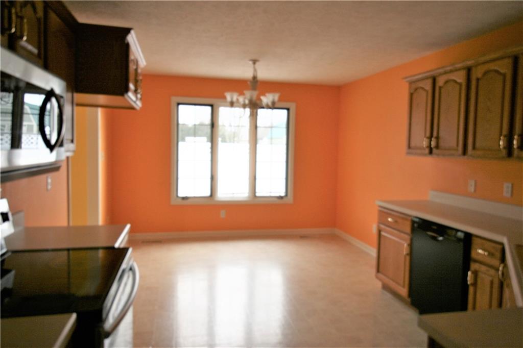826 Stewart Road Anderson, IN 46012 - Photo 6 of 21 Gallery Image 6