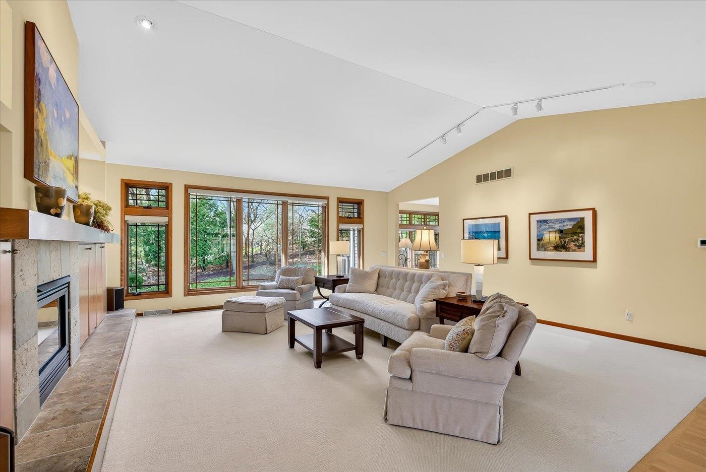 38 Hawk Feather Circle Madison, WI 53717 - Photo 12 of 92