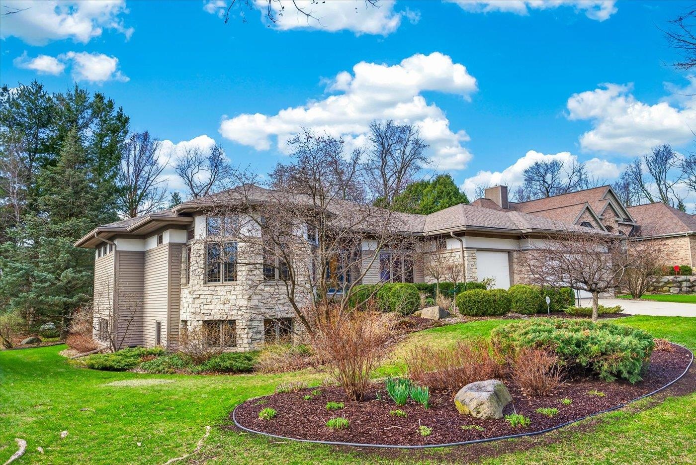 38 Hawk Feather Circle Madison, WI 53717 - Photo 2 of 92