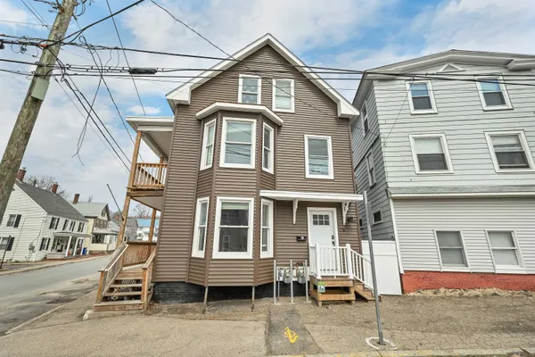 $599,900 | 41-43 Franklin Street, Somersworth, NH 03878