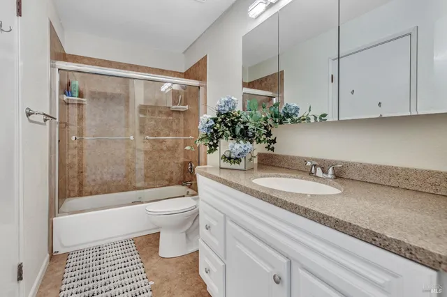 $372,000 | 61 Parrott Street, Vallejo, CA 94590