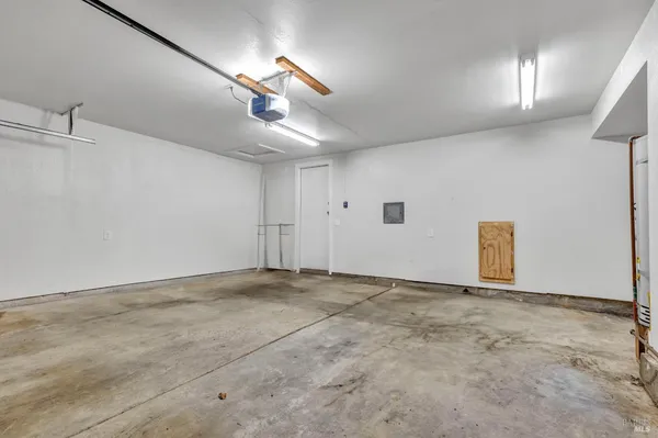 $372,000 | 61 Parrott Street, Vallejo, CA 94590