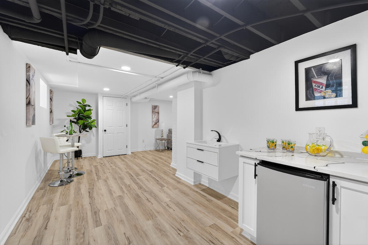 445 North 39th Street Milwaukee, WI 53208 - Photo 30 of 34 016