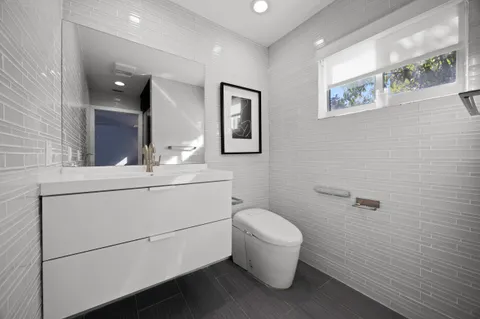 $1,350,000 | 930 Northwest 4th Court, Boca Raton, FL 33432