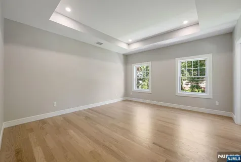 $3,499,000 | 520 Clinton Avenue, Wyckoff, NJ 07481