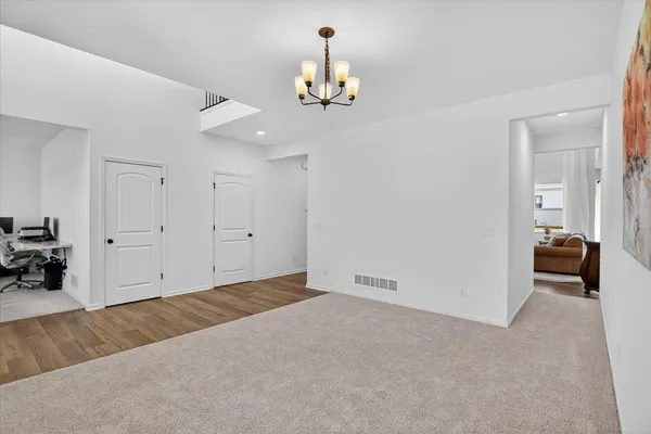 $799,900 | 517 Buss Road, Cottage Grove, WI 53527
