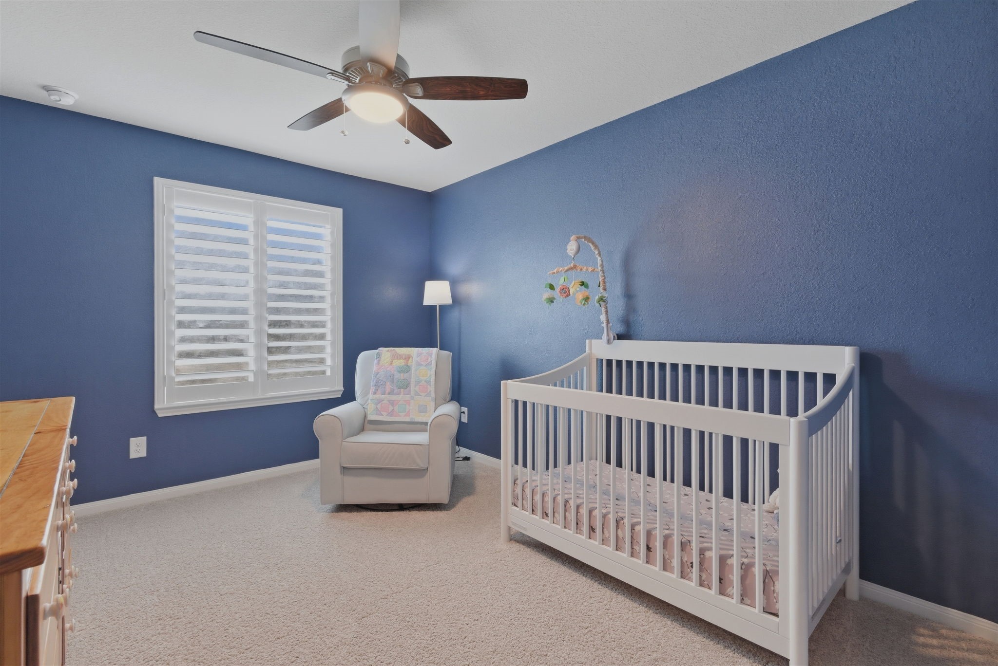 2542 Sturgeon Way Conroe, TX 77384 - Photo 25 of 40 a bedroom with furniture and windows