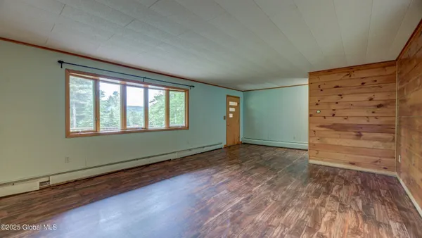 $299,000 | 2765 Highway 8, Speculator, NY 12164