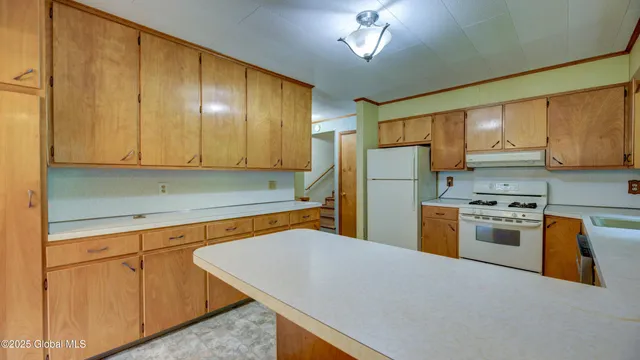 $299,000 | 2765 Highway 8, Speculator, NY 12164