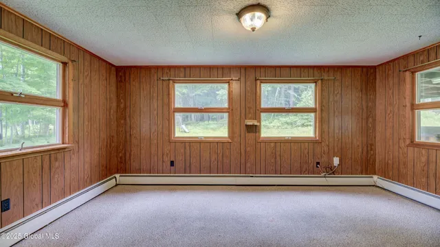 $299,000 | 2765 Highway 8, Speculator, NY 12164