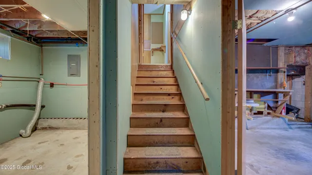 $299,000 | 2765 Highway 8, Speculator, NY 12164